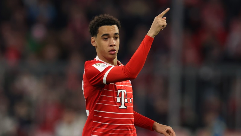 1位はメッシじゃない！いま地球上で最もすごい最強プレーメイカー10人｜写真4