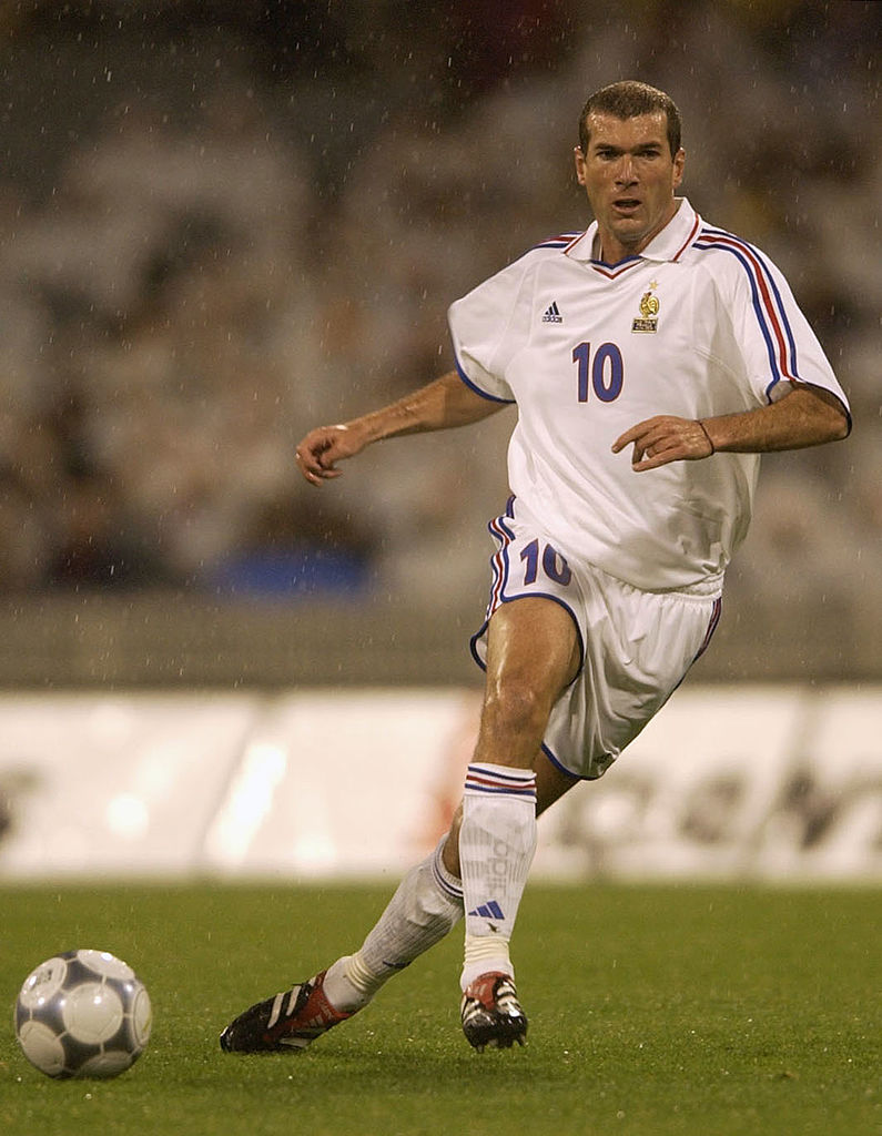 サッカーの歴史上、最も「両利き」だった選手、ベスト5｜写真4