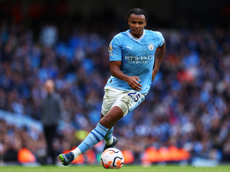 冨安健洋も！CB、右SB、左SBを全部できる「三刀流選手」8人｜写真5