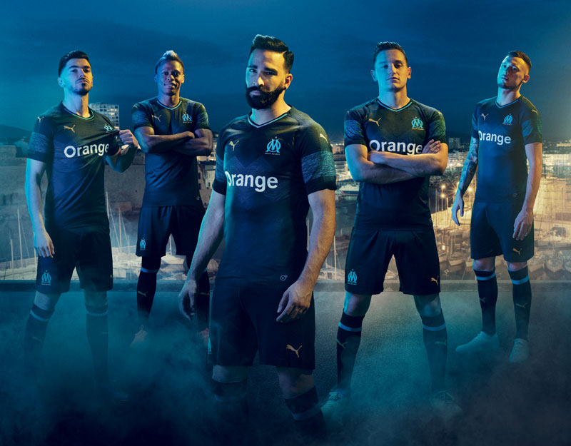 酒井のマルセイユ、海がモチーフの2018-19新ユニフォームを発表！背番号も掲載｜写真14