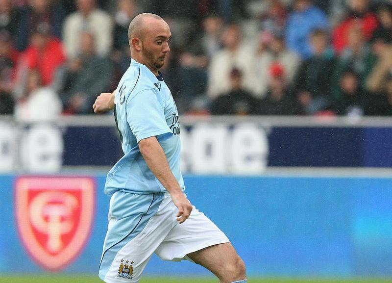 コンパニがシティにデビューした試合「伝説の始まりのスタメン」11名のいま｜写真6