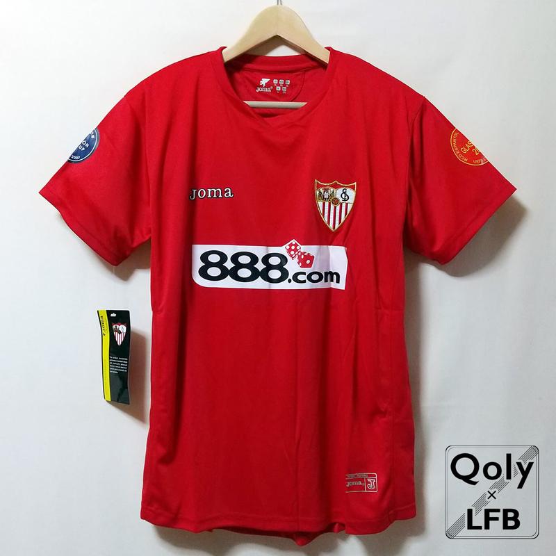 「歓喜と哀傷の交錯」セビージャ、UEFAカップ優勝記念ユニフォーム｜写真5