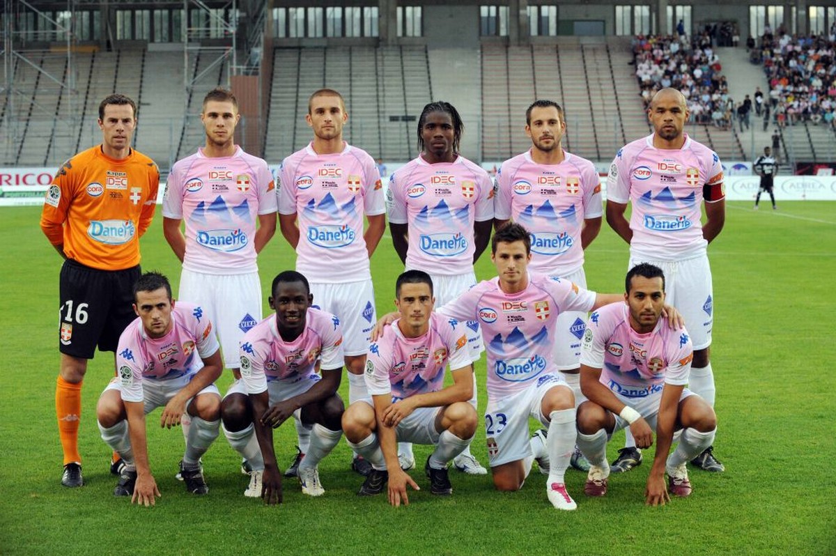 「実は企業や商品の名前が付いている」有名サッカークラブ｜写真6