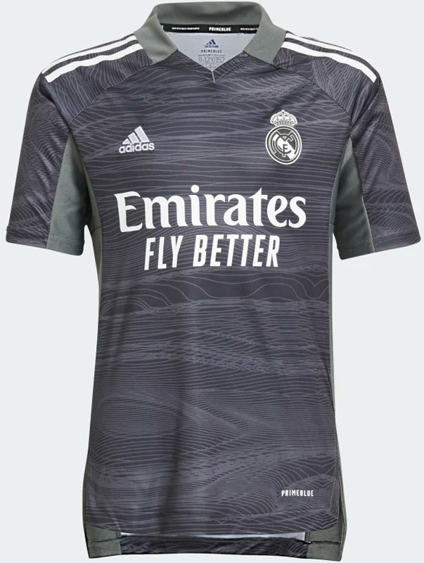 レアル・マドリー、2021-22新ユニフォーム発表！サポ集結の「噴水」をデザイン｜写真4