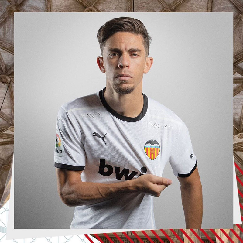 独断で選ぶ！ラ・リーガ20-21「最高にかっこいいユニフォーム」10選｜写真12