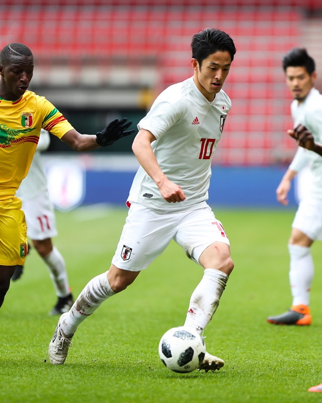 adidasと契約していないのに「日本代表の10番」をつけた8名の選手｜写真4