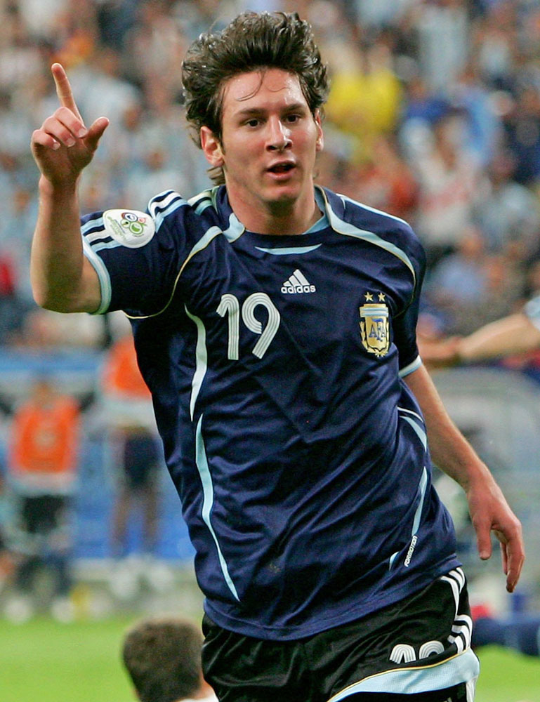 アルゼンチン代表の「adidasに復刻してほしい」ユニフォーム5選｜写真5