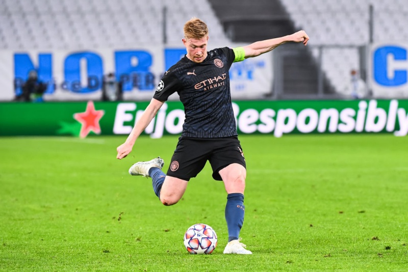 叩き込め！ウイイレ2021「キック力最強の攻撃的MF」TOP10｜写真7