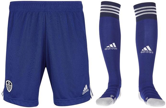 今季もプレミア！リーズ・ユナイテッド、21-22新ユニフォームは「エンブレム色」｜写真6