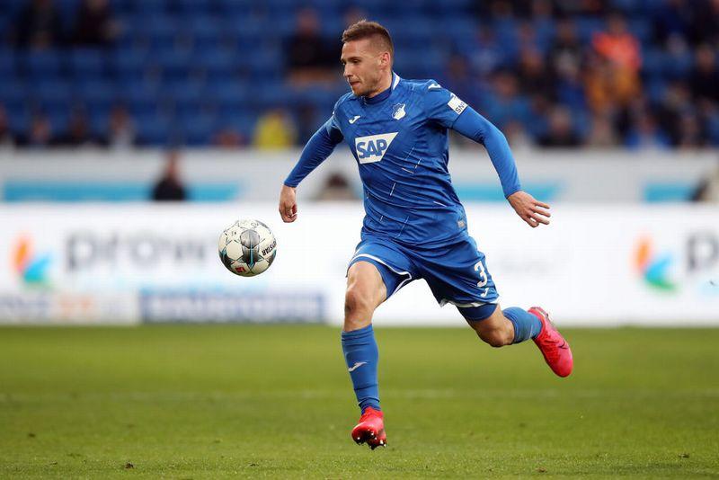 ウイイレ2020「フィジカルに優れた右サイドバック」TOP10｜写真7