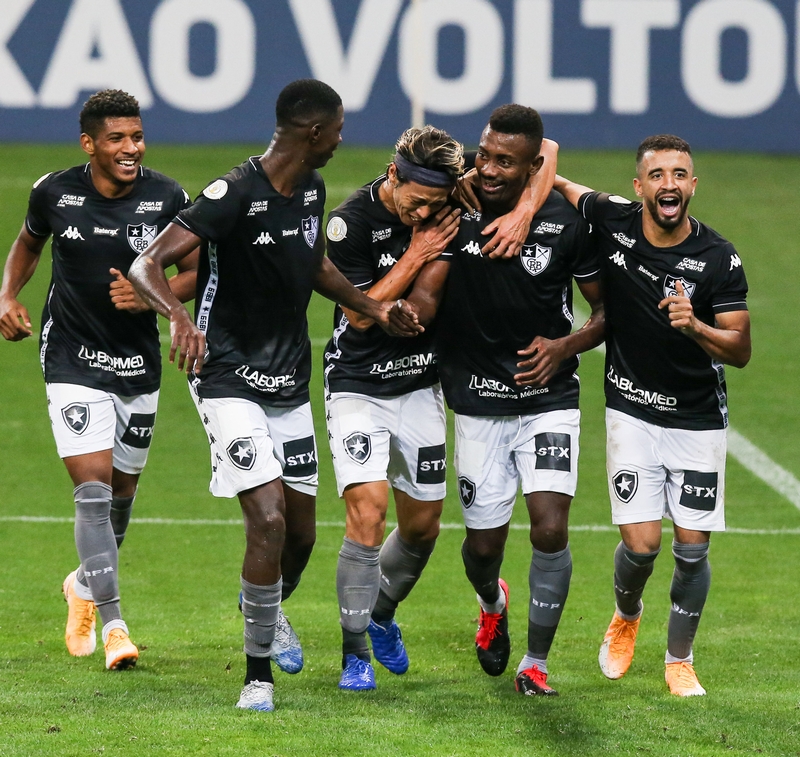 これぞ世界トップ！本田圭佑の「最強の同僚ベストイレブン」｜写真9