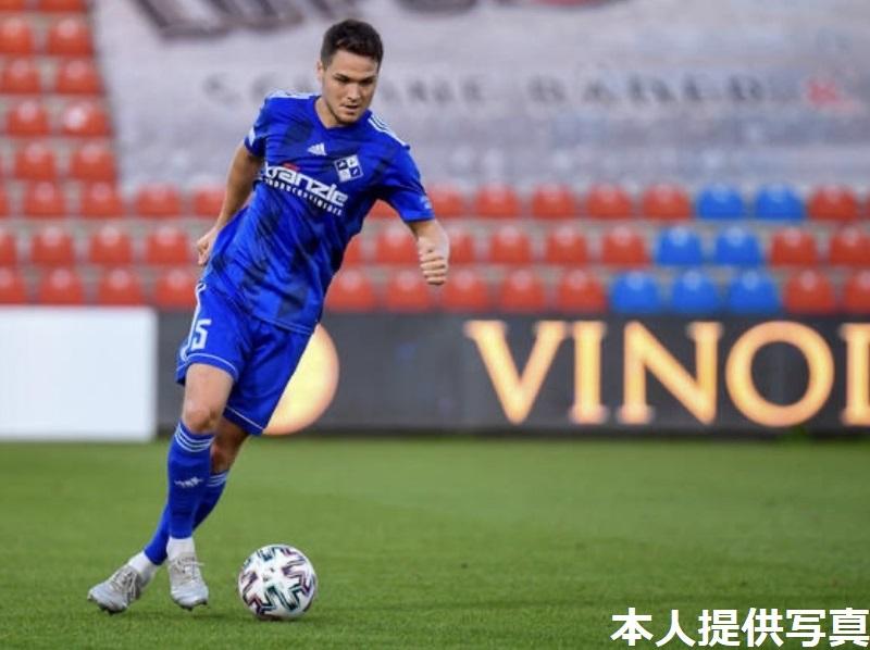 引退後はカフェ店長。酒井高徳の弟、元プロサッカー選手酒井高聖さんが始めた「僕と僕の兄ちゃんが好きなもの」｜写真3