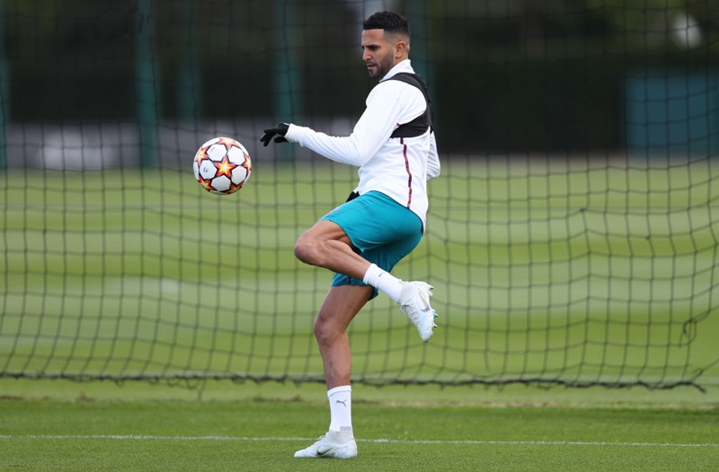 細身の体でバリバリ活躍する5名｜写真2