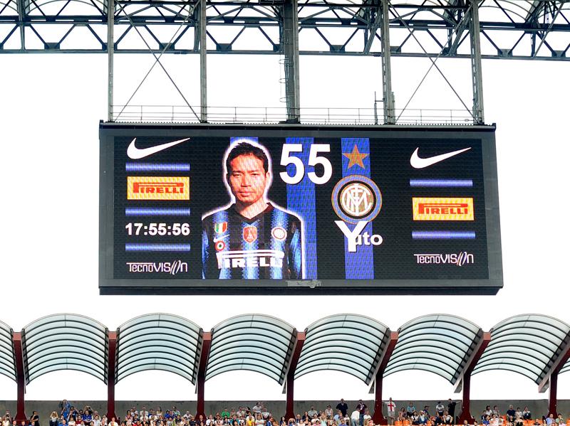 ミラノ勢が最強！セリエA、「2010-11シーズン最高のユニフォーム」8着｜写真9