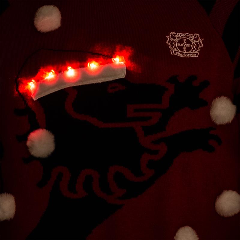 破壊力すごい！20-21ブンデスリーガ「最強ダサセーター」7選｜写真4