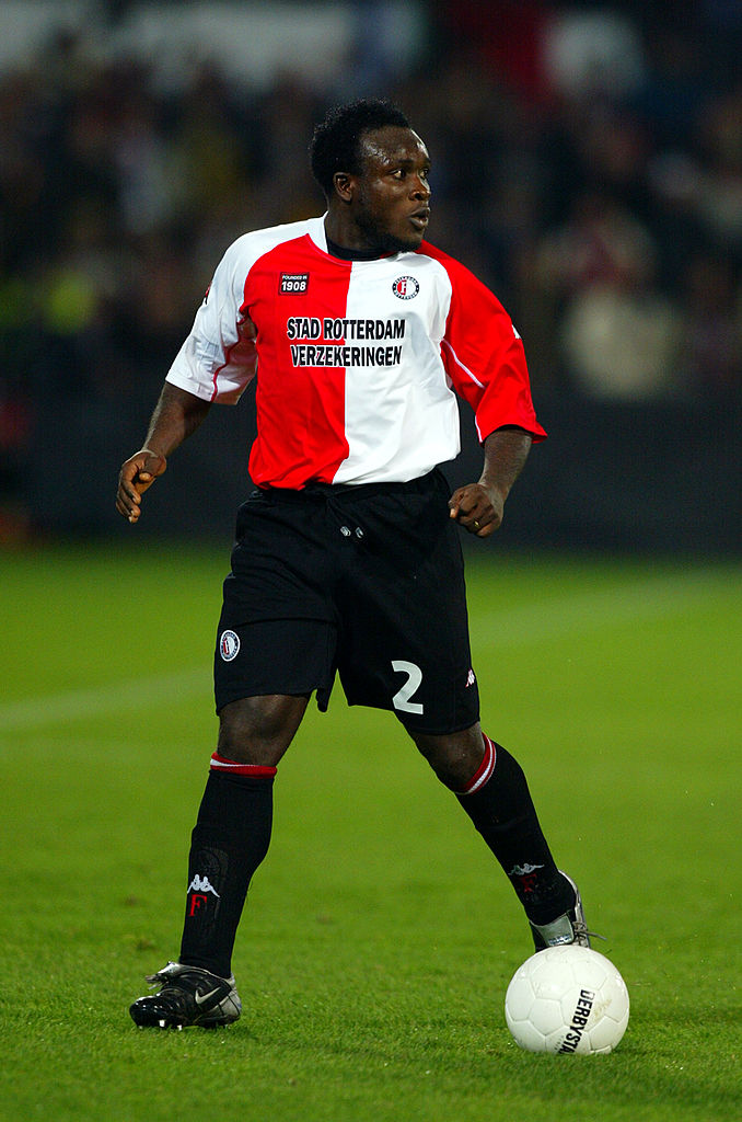 小野伸二が戦った「UEFAカップ決勝」フェイエノールトのスタメン11名覚えてる？｜写真2