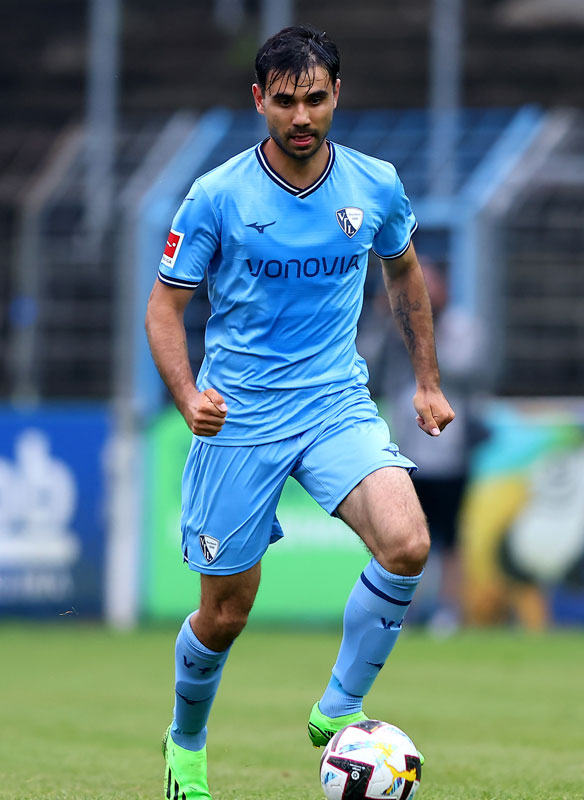 ミズノが新サプライヤー！浅野所属のボーフム、2022-23「新ユニフォームまとめ」｜写真5