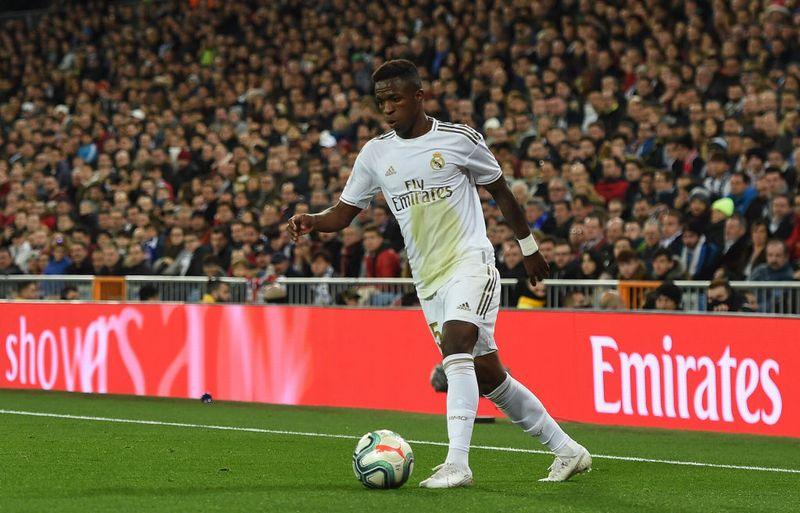 ウイイレ2020の「ダブルタッチ最強ドリブラー」TOP10｜写真4