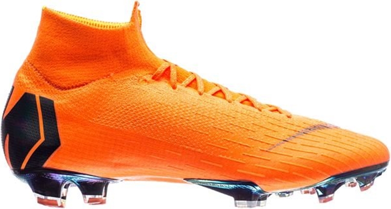 日本代表選手の着用スパイクまとめ（2018年3月）｜写真5