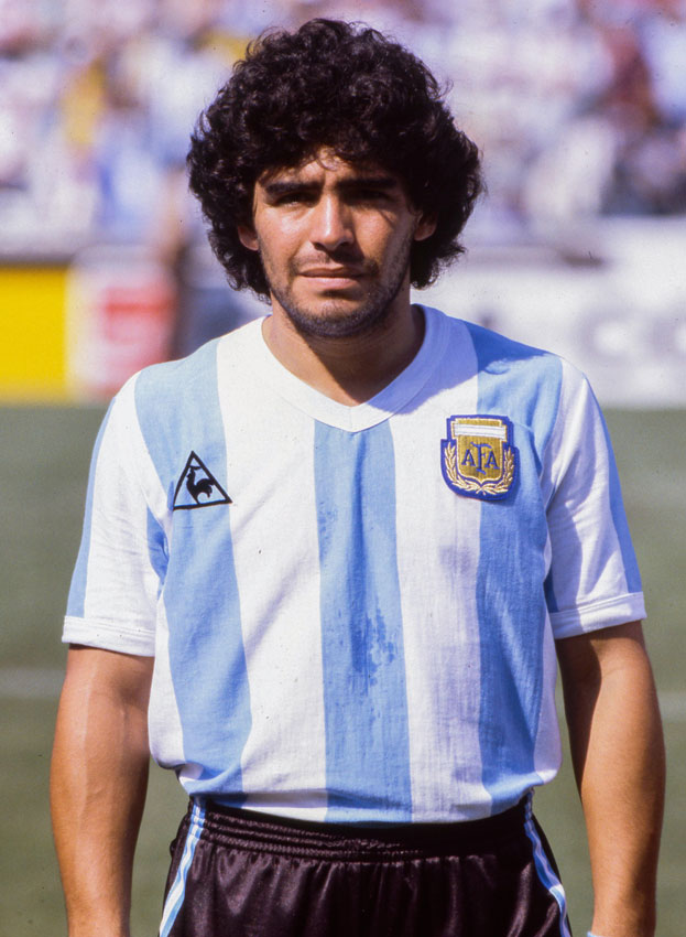マラドーナ、代表とクラブで忘れられない「12のユニフォーム姿」｜写真8