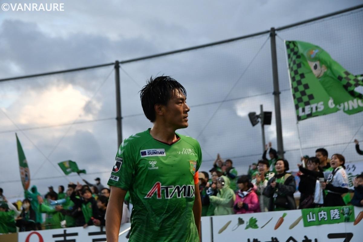 【インタビュー】大ケガからの契約満了、名刺を配ったトライアウト、J3八戸MF山田尚幸が逆境を乗り越えて成し遂げた偉業とは｜写真4