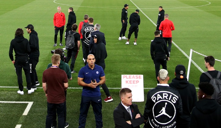 「PSG×ジョーダン」のコラボアイテム、ネイマールやエムバペらが着る！画像で見よう｜写真9