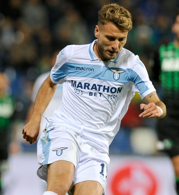 サッカー界から消滅の危機？「ギャンブル系」の最強ユニフォーム10｜写真4