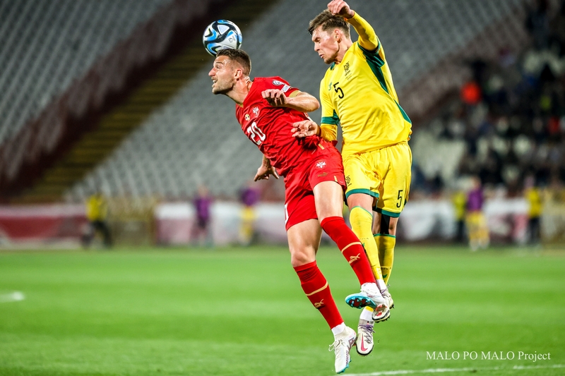 EURO予選で日本人女性がストイコヴィッチとセルビア代表を撮影した。『最高の被写体との真剣勝負』｜写真12