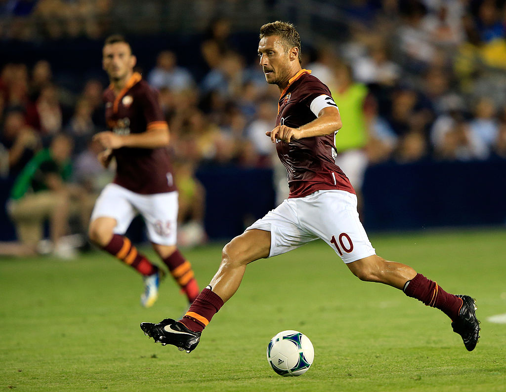 サッカー界を代表する「6つの舌戦と対立事件」｜写真8