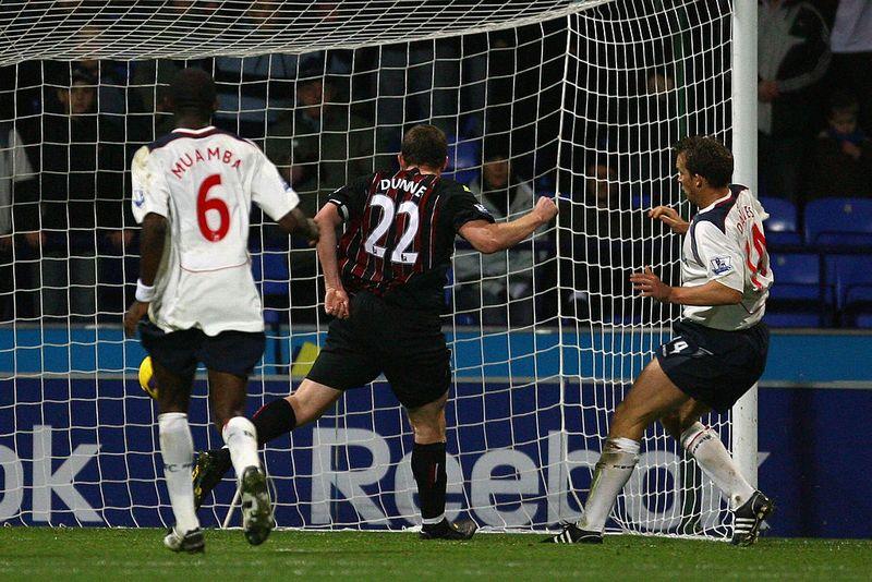 ファンならわかる？プレミア、歴代「オウンゴール王」TOP8｜写真8